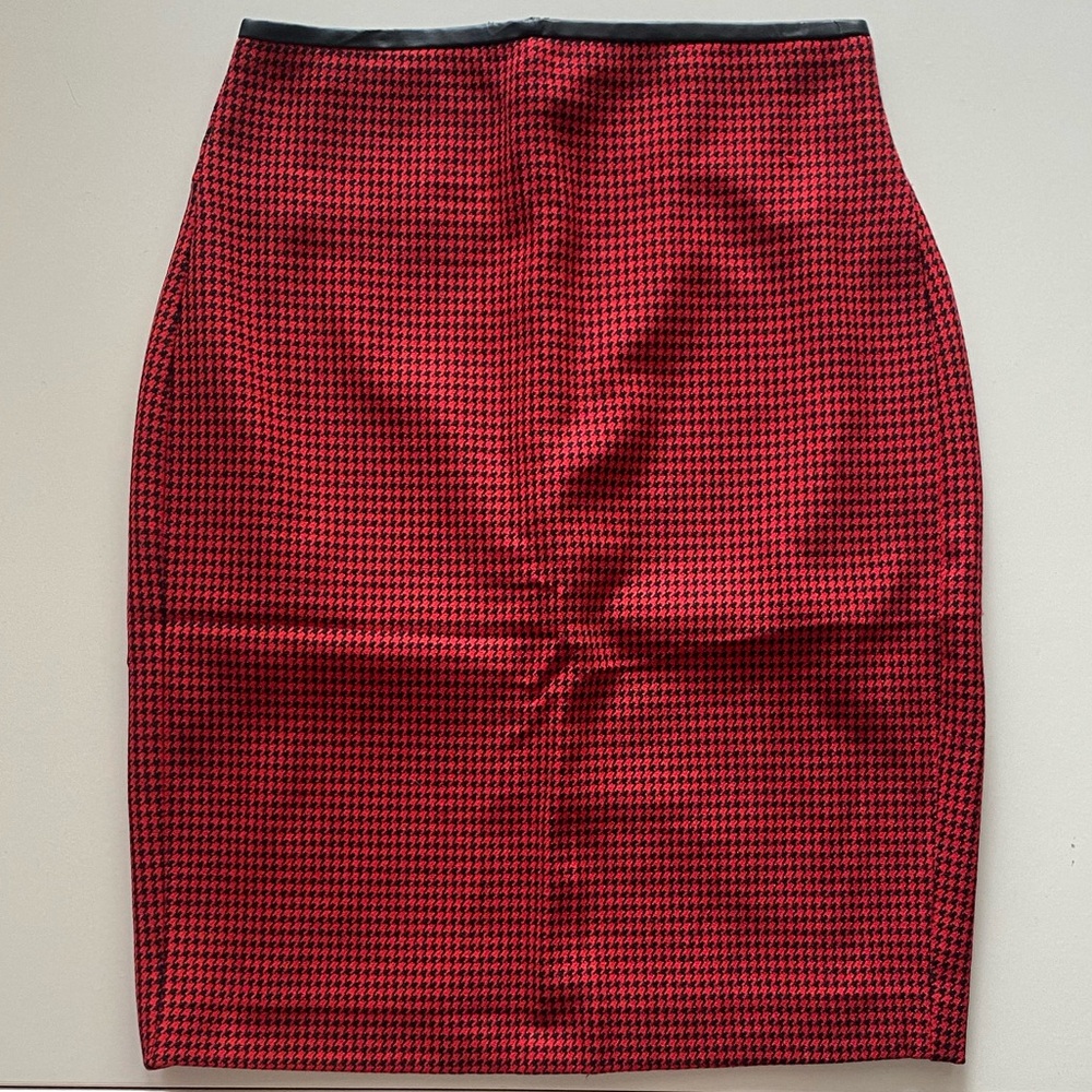 Express Red & Black Houndstooth Pencil Mini Skirt